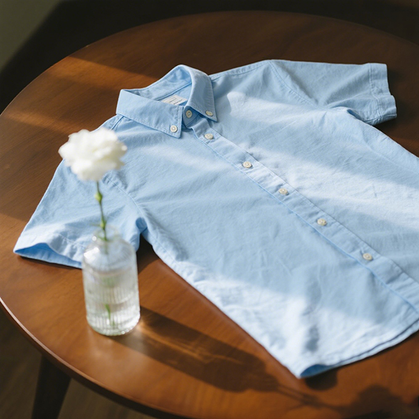 Stay Sharp and Cool: Why the Short Sleeve Oxford Shirt Belongs in Every Wardrobe
