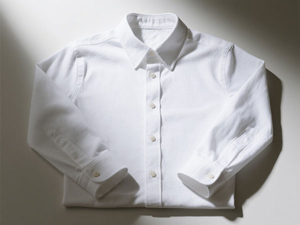 FROM OFFICE TO AFTER-HOURS: WHY A SLIM FIT OXFORD SHIRT WORKS FOR EVERY OCCASION